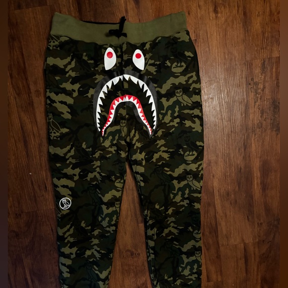 BAPE X OVO SWEATSUIT - Picture 6 of 16